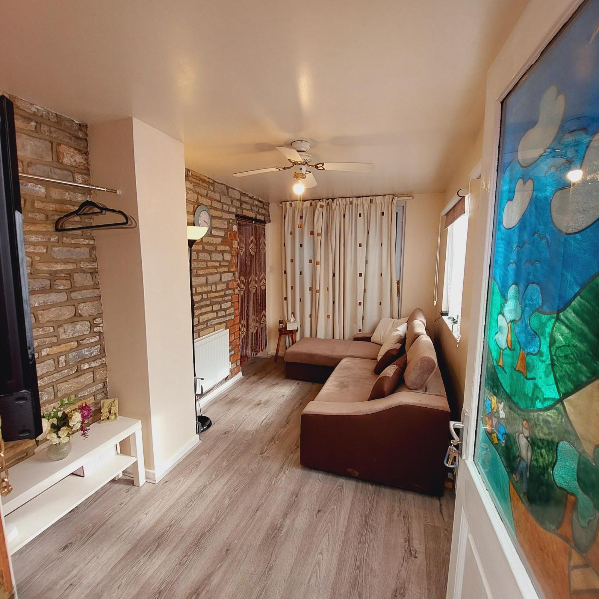 Beautiful Apartment Bristol Room photo